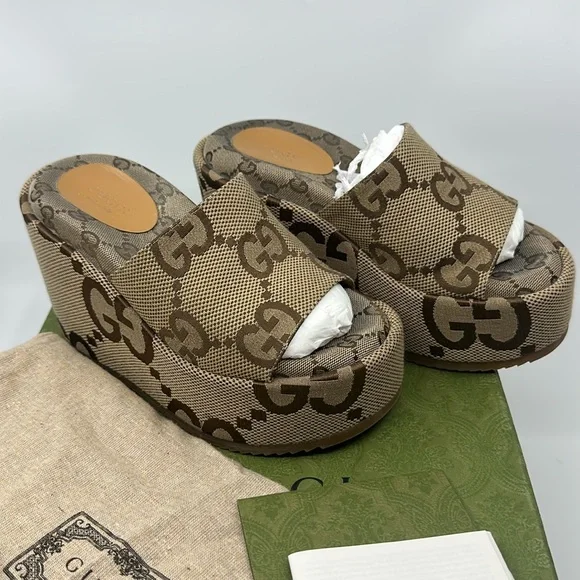 Gucci Brown Jumbo Monogram Platform Wedge Sandals, Sz 34 1/2 Box & Dustbags - Picture 2 of 16
